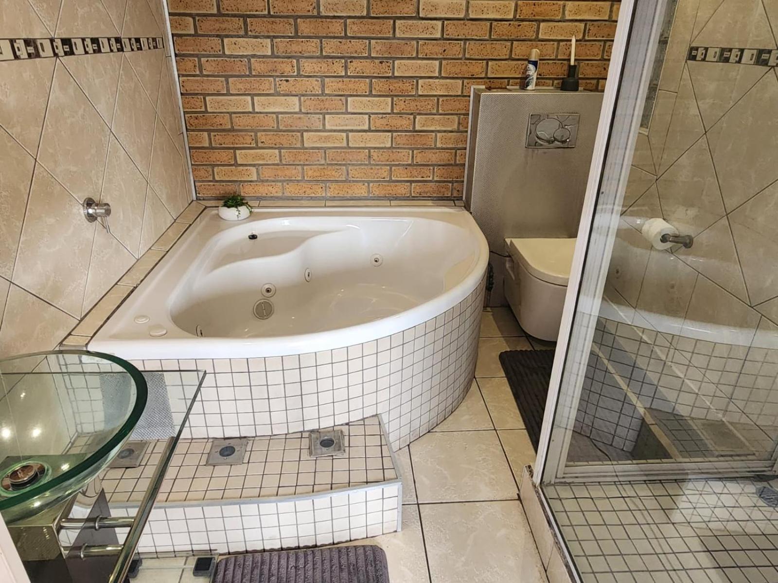 Hillton Manor Guest House Richards Bay Extérieur photo