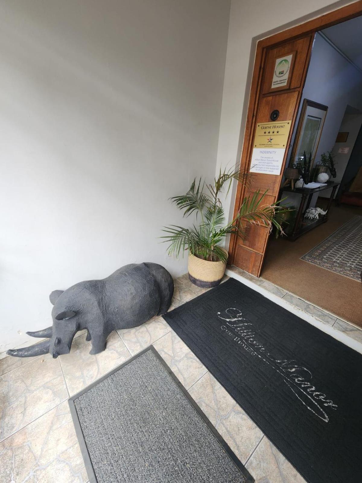 Hillton Manor Guest House Richards Bay Extérieur photo