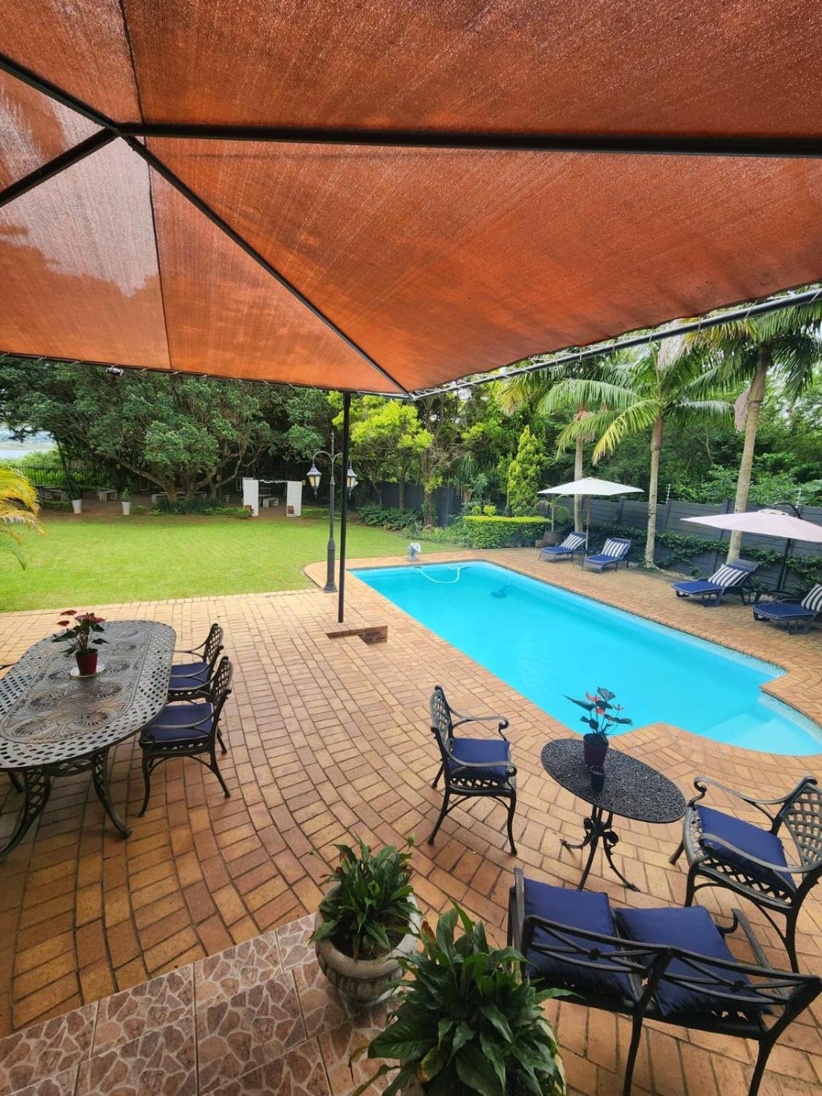 Hillton Manor Guest House Richards Bay Extérieur photo