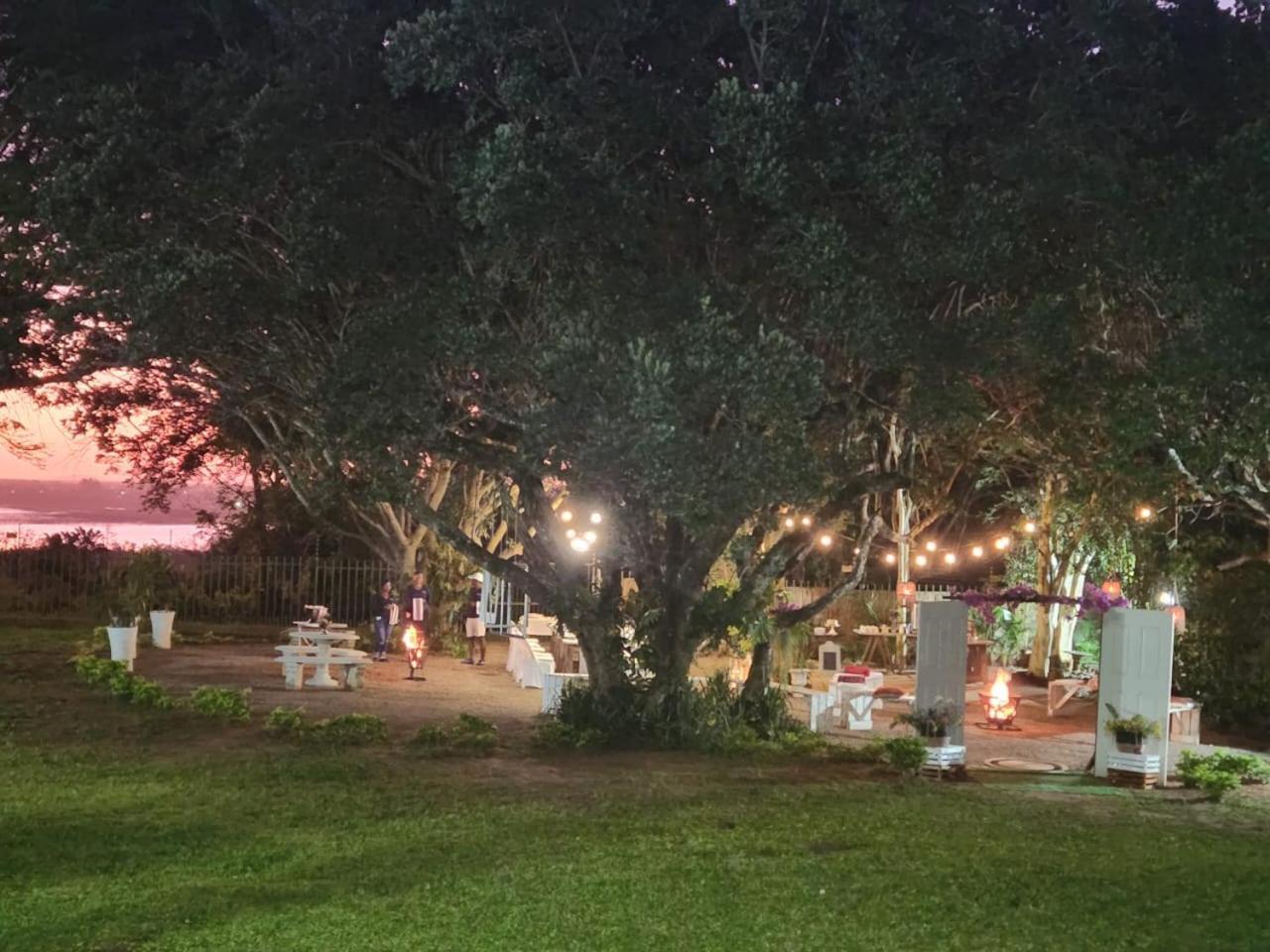 Hillton Manor Guest House Richards Bay Extérieur photo