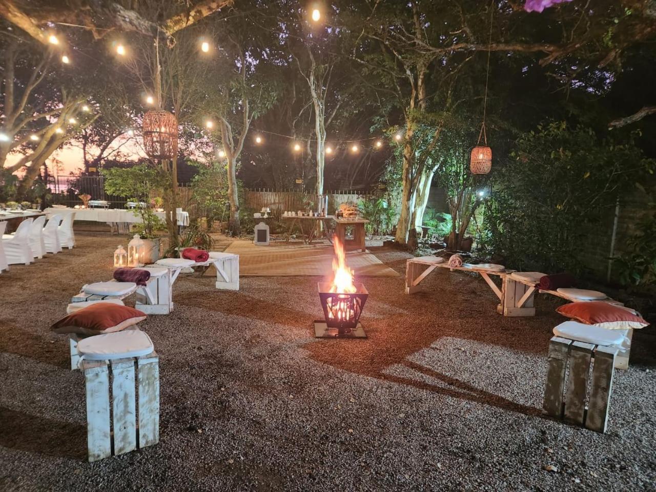 Hillton Manor Guest House Richards Bay Extérieur photo