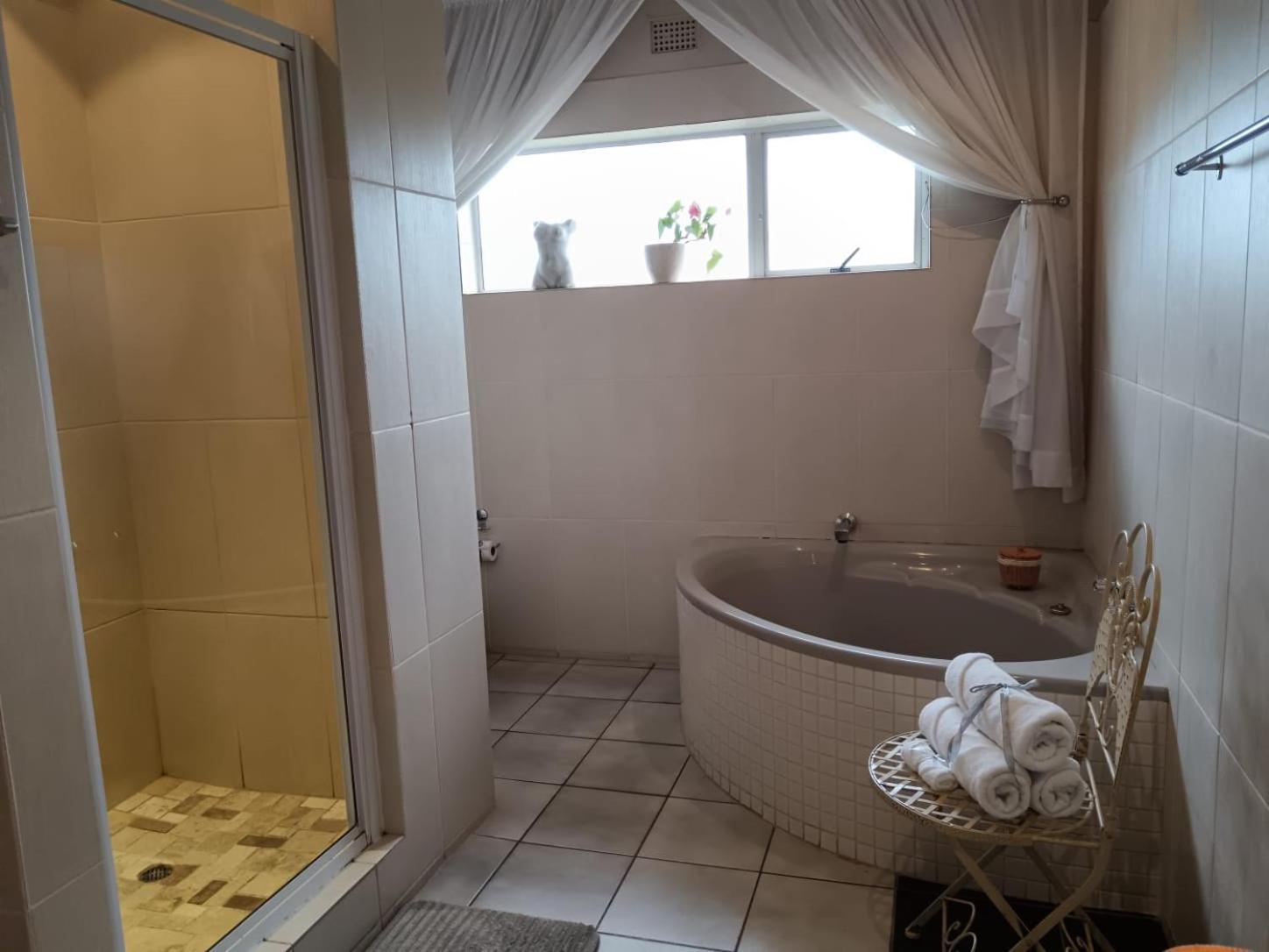 Hillton Manor Guest House Richards Bay Extérieur photo